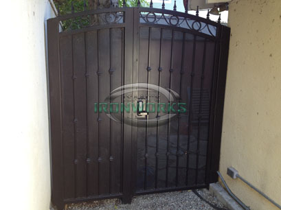 Fence & Gate 34