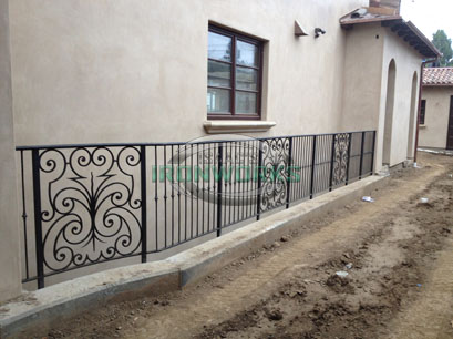 Fence & Gate 39