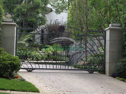 Fence & Gate 51