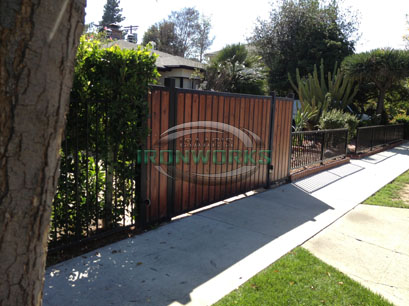 Fence & Gate 58
